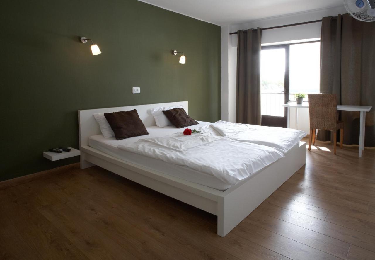 Seven Hostal Cala Millor  Ruang foto
