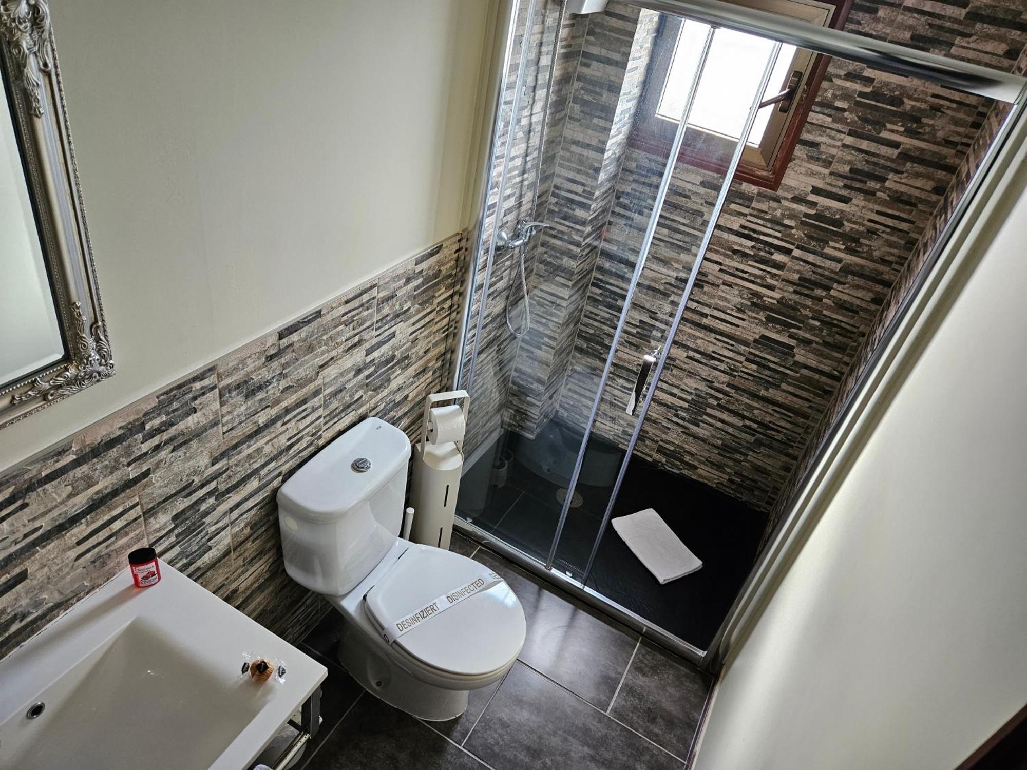 Seven Hostal Cala Millor  Bagian luar foto